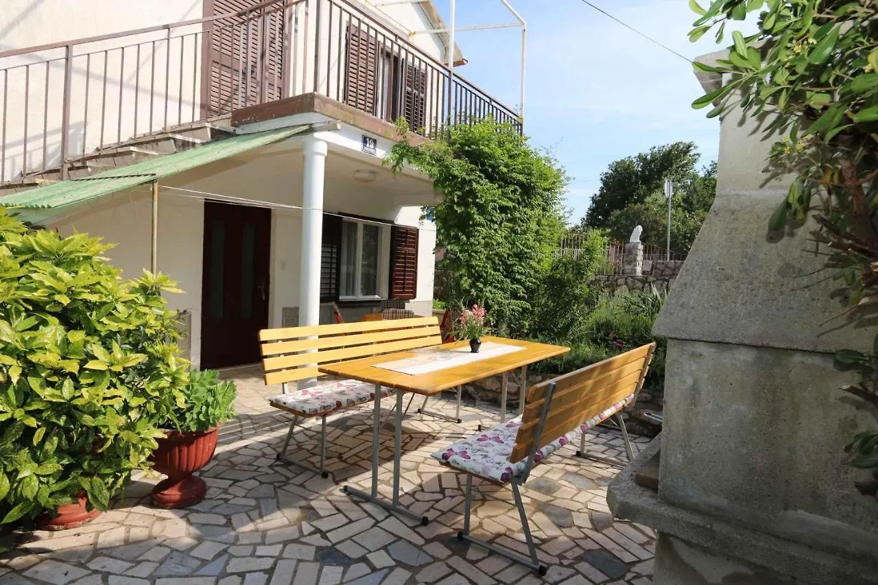Apartment In Silo/Insel Krk 14533